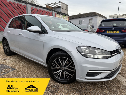 Volkswagen Golf  1.6 TDI SE Nav Hatchback 5dr Diesel DSG Euro 6 (s/s) (115 ps)