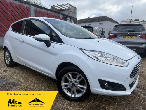 Ford Fiesta  1.25 Zetec Hatchback 3dr Petrol Manual Euro 6 (82 ps) 