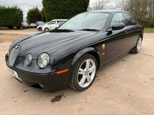 Jaguar S-TYPE  4.2 V8 R 4dr 