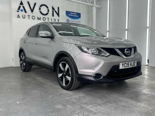 Nissan Qashqai  1.2 DIG-T n-tec 2WD Euro 5 (s/s) 5dr