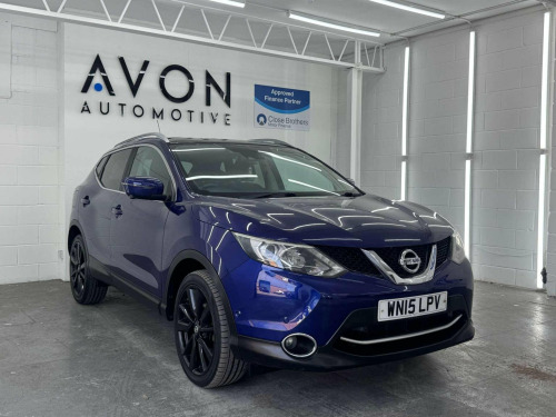 Nissan Qashqai  1.2 DIG-T Tekna 2WD Euro 5 (s/s) 5dr