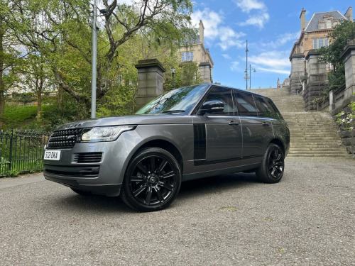 Land Rover Range Rover  3.0 TDV6 VOGUE SE 5d 255 BHP **FSH+MASSIVE SPEC+LOW MILEAGE**