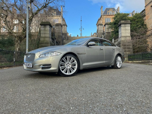 Jaguar XJ  3.0d V6 Premium Luxury Saloon 4dr Diesel Auto Euro 5 (275 ps)