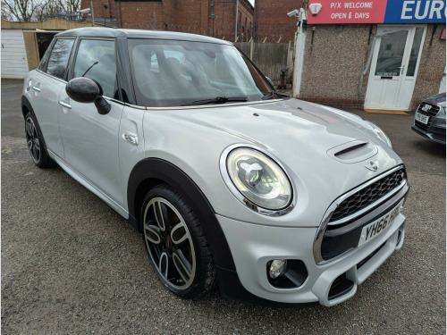 MINI Hatch  2.0 Cooper SD Euro 6 (s/s) 5dr