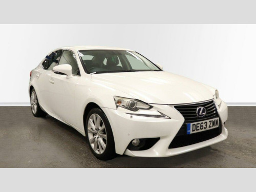 Lexus IS  2.5 300h Luxury E-CVT Euro 5 (s/s) 4dr 