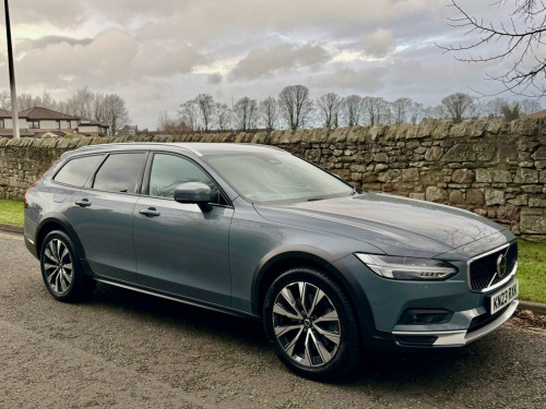 Volvo V90  2.0 B5 MHEV Plus Auto AWD Euro 6 (s/s) 5dr 