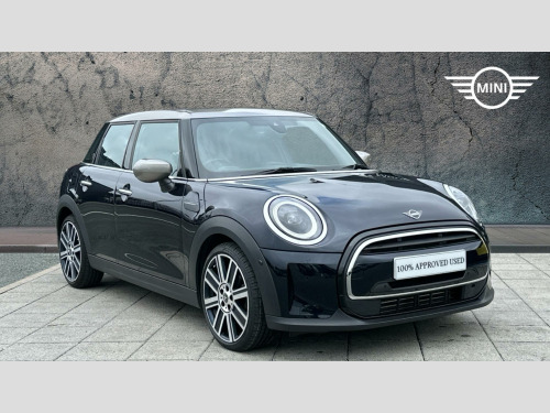 MINI Hatch  1.5 Cooper Exclusive Steptronic Euro 6 (s/s) 5dr