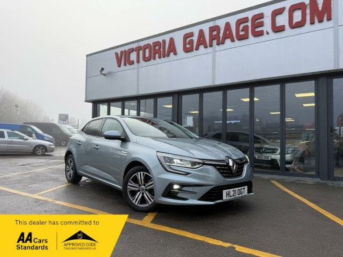 Renault Megane  1.6 E-TECH 9.8kWh Iconic Auto Euro 6 (s/s) 5dr