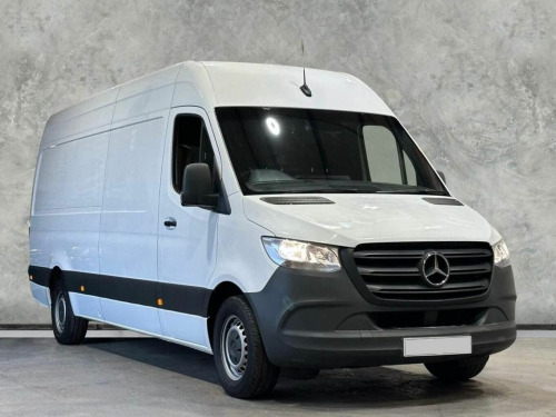 Mercedes-Benz Sprinter  2.0 315 CDI Progressive RWD L3 H2 Euro 6 (s/s) 5dr