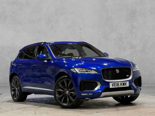 Jaguar F-PACE  3.0 D300 V6 First Edition Auto AWD Euro 6 (s/s) 5dr