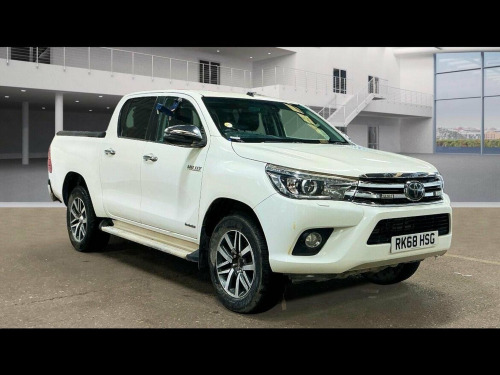 Toyota Hi-Lux  2.4 D-4D Invincible 4WD Euro 6 (s/s) 4dr (TSS)