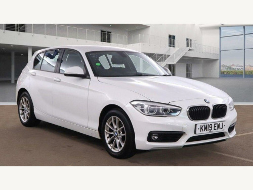 BMW 1 Series  1.5 118i SE Business Auto Euro 6 (s/s) 5dr