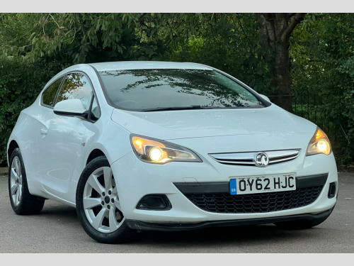 Vauxhall Astra GTC  1.4T Sport Euro 5 (s/s) 3dr