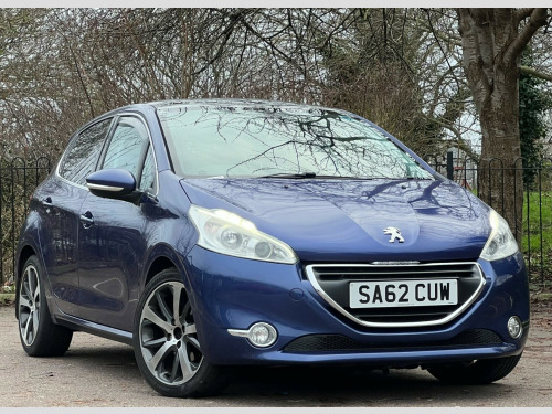 Peugeot 208  1.6 e-HDi Feline Euro 5 (s/s) 5dr