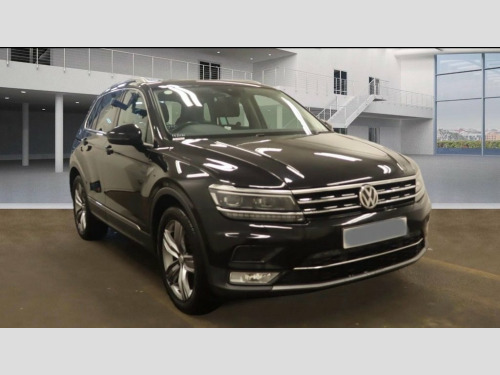 Volkswagen Tiguan  2.0 TDI BlueMotion Tech SEL SUV 5dr Diesel Manual 