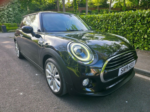 MINI Hatch  1.5 Cooper Classic Euro 6 (s/s) 3dr