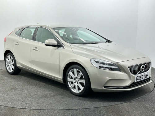 Volvo V40  1.5L T3 INSCRIPTION 5d AUTO 151 BHP