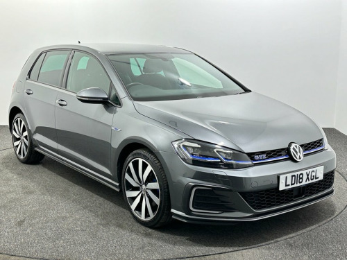 Volkswagen Golf  1.4L GTE ADVANCE DSG 5d 150 BHP