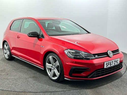 Volkswagen Golf  2.0L R TSI 3d 306 BHP