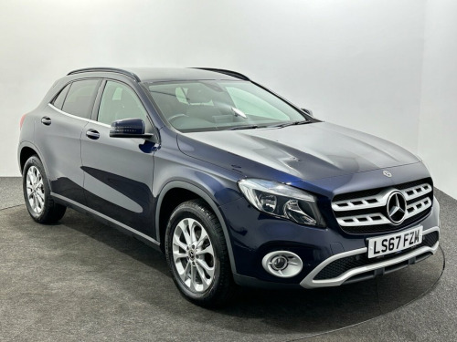 Mercedes-Benz GLA-Class  2.1 GLA200d SE (Executive) SUV 5dr Diesel Manual E