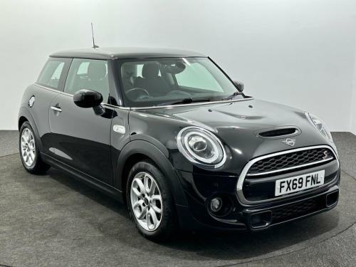 MINI Hatch  2.0 Cooper S Classic Hatchback 3dr Petrol Steptron