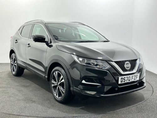 Nissan Qashqai  1.3 DIG-T N-Connecta SUV 5dr Petrol DCT Auto Euro 