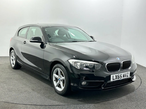 BMW 1 Series  1.5 118i SE Hatchback 3dr Petrol Auto Euro 6 (s/s)