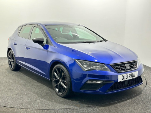 SEAT Leon  1.5 TSI EVO FR Black Edition Hatchback 5dr Petrol 