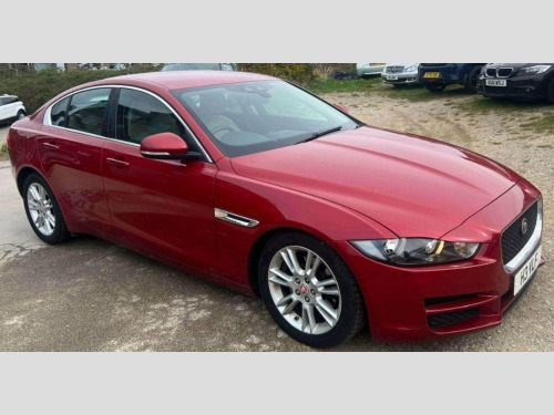 Jaguar XE  2.0 GTDi Prestige Auto Euro 6 (s/s) 4dr