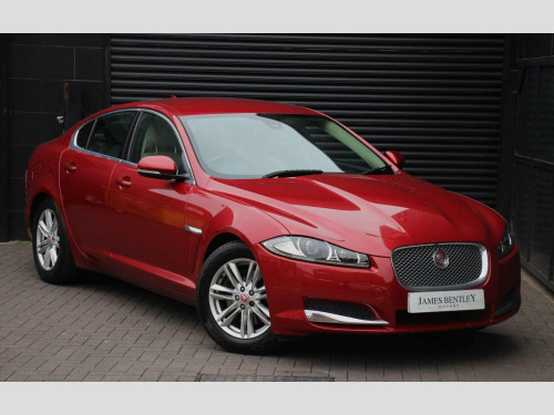 Jaguar XF  2.2d Luxury Auto Euro 5 (s/s) 4dr