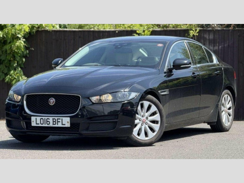 Jaguar XE  2.0d Prestige Auto Euro 6 (s/s) 4dr