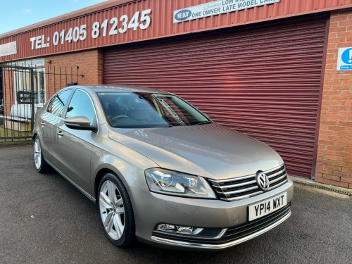 Volkswagen Passat  2.0 TDI Bluemotion Tech Executive £35 RD TAX