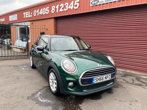 MINI Hatchback  1.5 Cooper 5dr