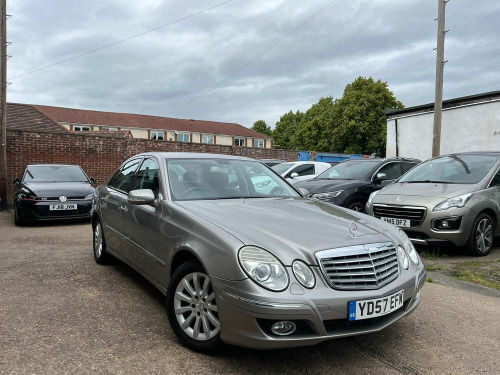 Mercedes-Benz E-Class E280 3.0 E280 CDI Elegance G-Tronic 4dr