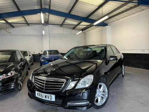 Mercedes-Benz E-Class E250 2.1 E250 CDI BlueEfficiency Avantgarde Edition 125 G-Tronic+ Euro 5 (s/s) 4