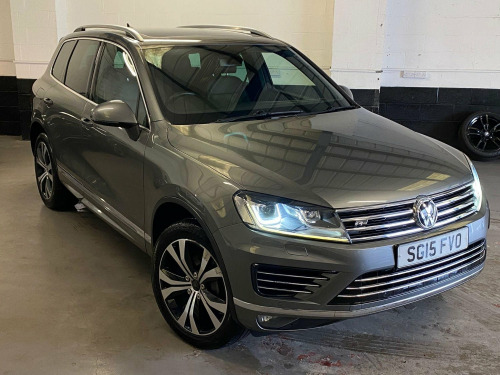 Volkswagen Touareg  3.0 TDI V6 BlueMotion Tech R-Line Tiptronic 4WD Euro 6 (s/s) 5dr