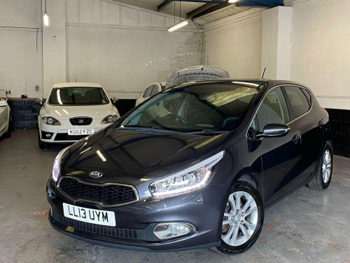 Kia ceed  1.6 CRDi EcoDynamics 3 Euro 5 (s/s) 5dr