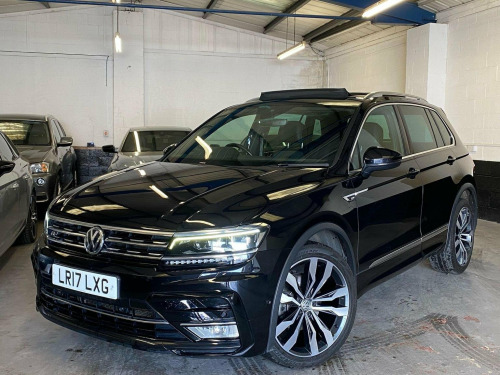 Volkswagen Tiguan  2.0 TDI BlueMotion Tech R-Line 4Motion Euro 6 (s/s) 5dr