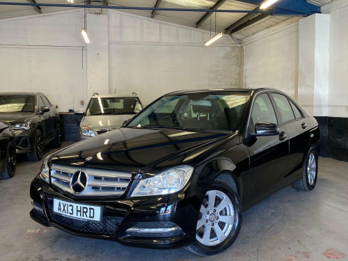Mercedes-Benz C-Class C200 2.1 C200 CDI BlueEfficiency Executive SE G-Tronic+ Euro 5 (s/s) 4dr
