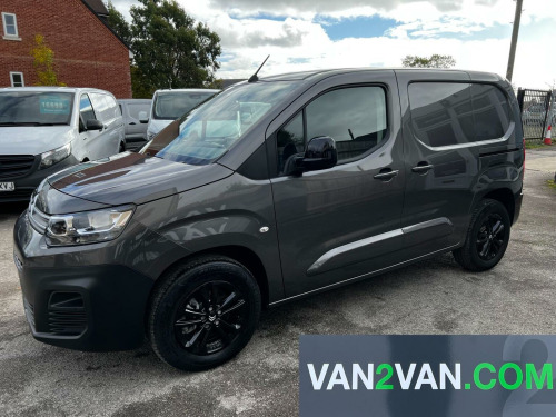 Citroen Berlingo  800 50kWh Driver Edition M Auto SWB 5dr (7.4kW Charger)