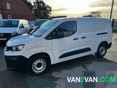 Peugeot Partner  800 50kWh Professional Premium + Standard Panel Van Auto SWB 5dr (7.4kW Cha
