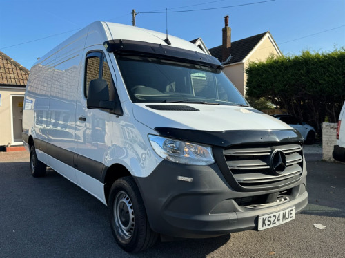 Mercedes-Benz Sprinter  2.0 315 CDI Progressive Panel Van 5dr Diesel Manual RWD L3 H2 Euro 6 (s/s)