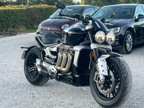 Triumph Rocket III Chrome Black