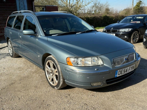 Volvo V70 2.4 SE 5dr