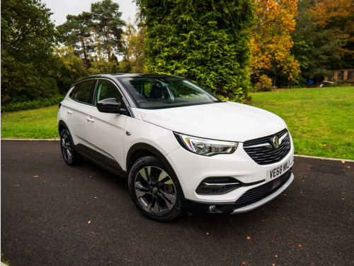 Vauxhall Grandland X  1.2 Turbo GPF Sport Nav SUV 5dr Petrol Manual Euro 6 (s/s) (130 ps)