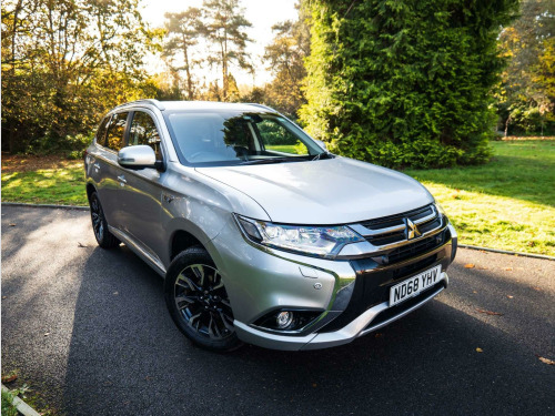 Mitsubishi Outlander  2.0 Outlander 4hs PHEV CVT 4WD 5dr