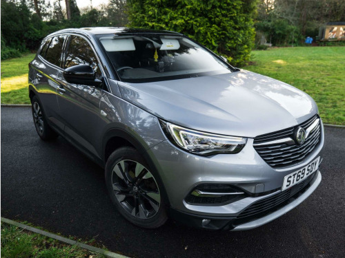 Vauxhall Grandland X  1.2 Grandland X SRi Nav T Auto 5dr