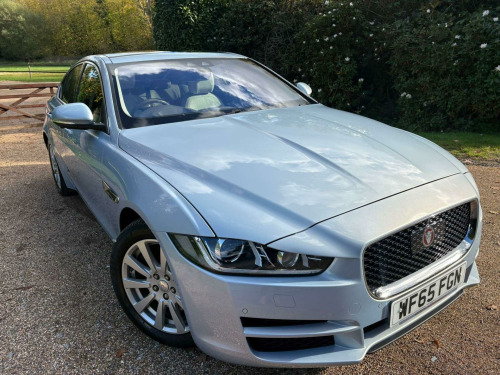 Jaguar XE  2.0 XE Prestige i Auto 4dr