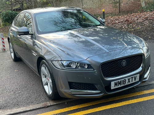 Jaguar XF  2.0i Portfolio Auto Euro 6 (s/s) 4dr