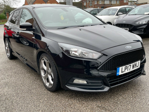 Ford Focus  2.0T EcoBoost ST-2 Euro 6 (s/s) 5dr